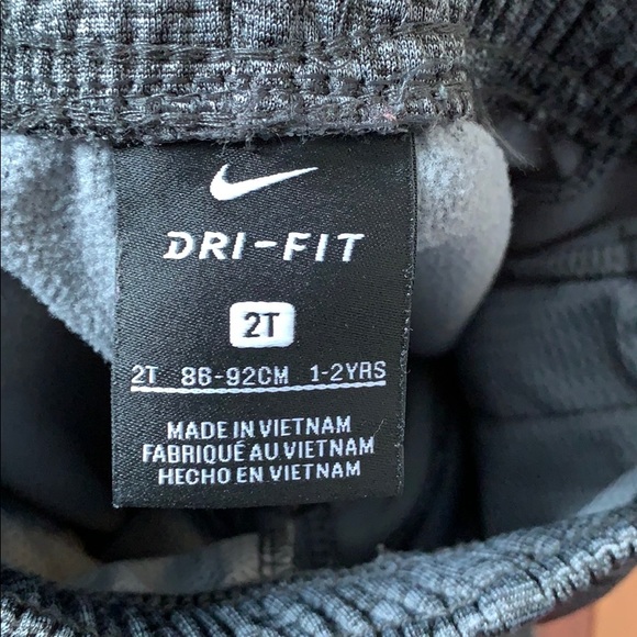 Nike dri fit jogger size 2T - Picture 3 of 3